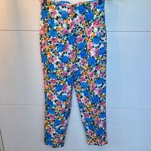Floral cropped pants